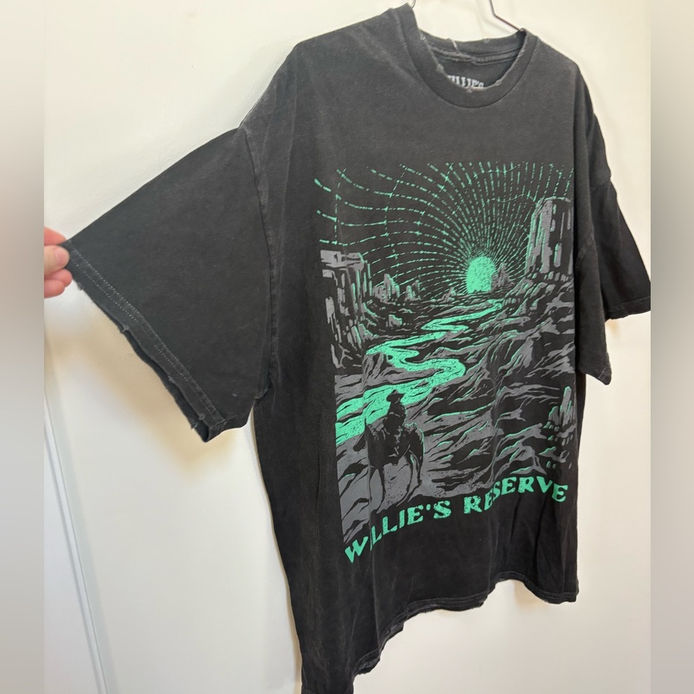 NWOT Urban Outfitters Willie's Reserve Cowboy Distressed Crew Neck Tee Size S/M - Picture 9 of 14